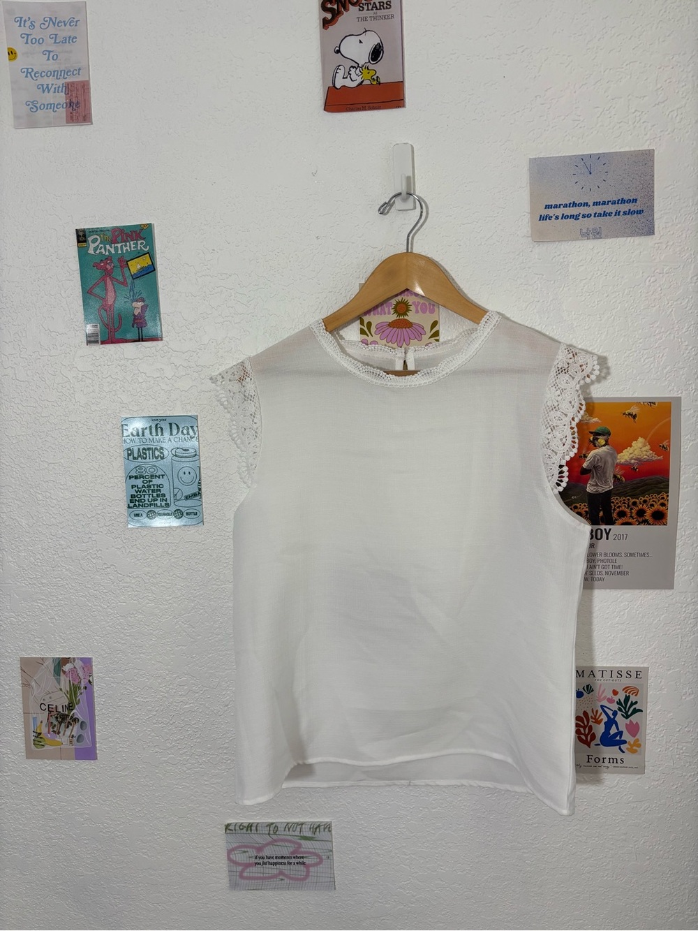White Lace Sleeve Women's Top - Brand Unspecified